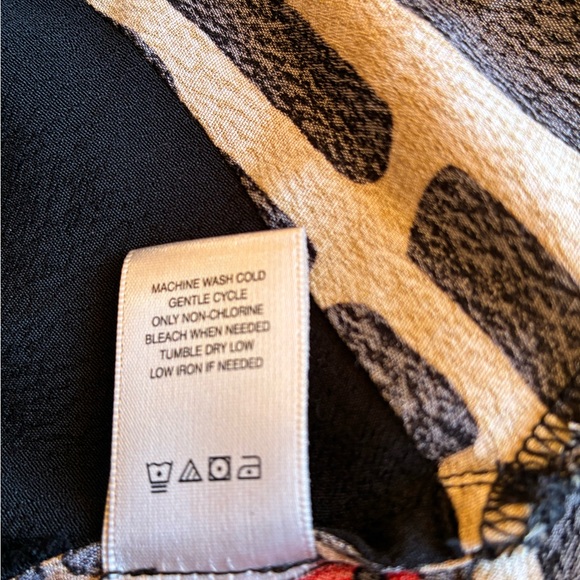 John Mark Mix Print V-Neck 3/4 Cuff Sleeve Button Front Geometric Tunic Size M - Picture 9 of 10